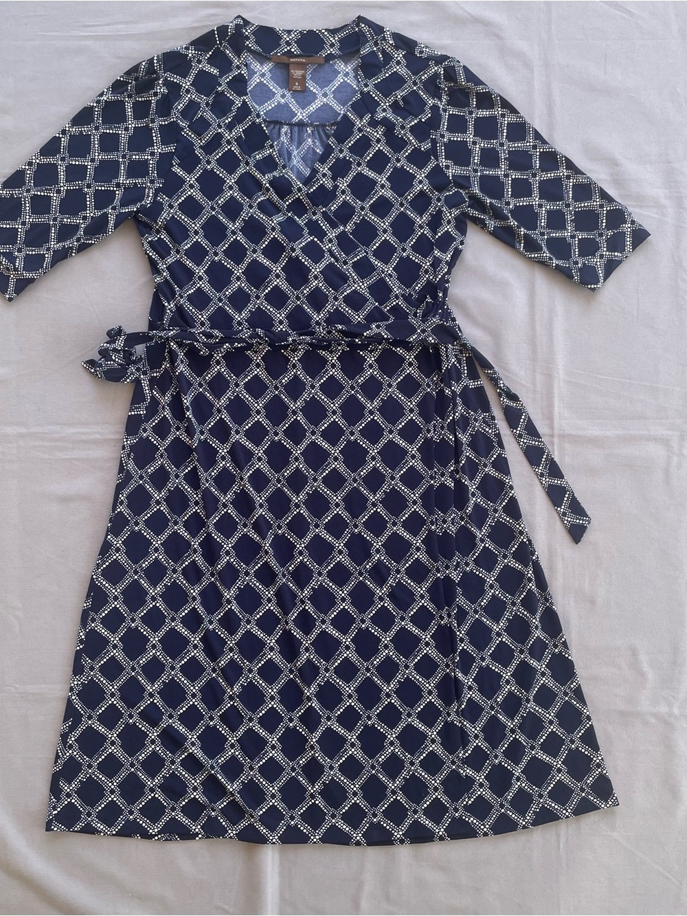 Merona Womens XL Classic Navy & White Chain Print  Basic Editions Wrap Dress